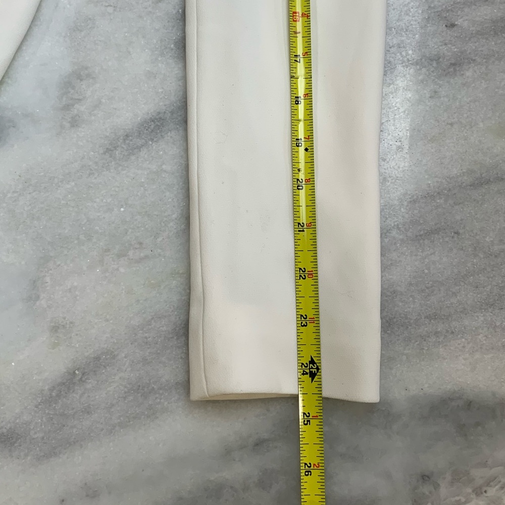 Elie Tahari Creme One Button Blazer - Picture 10 of 15